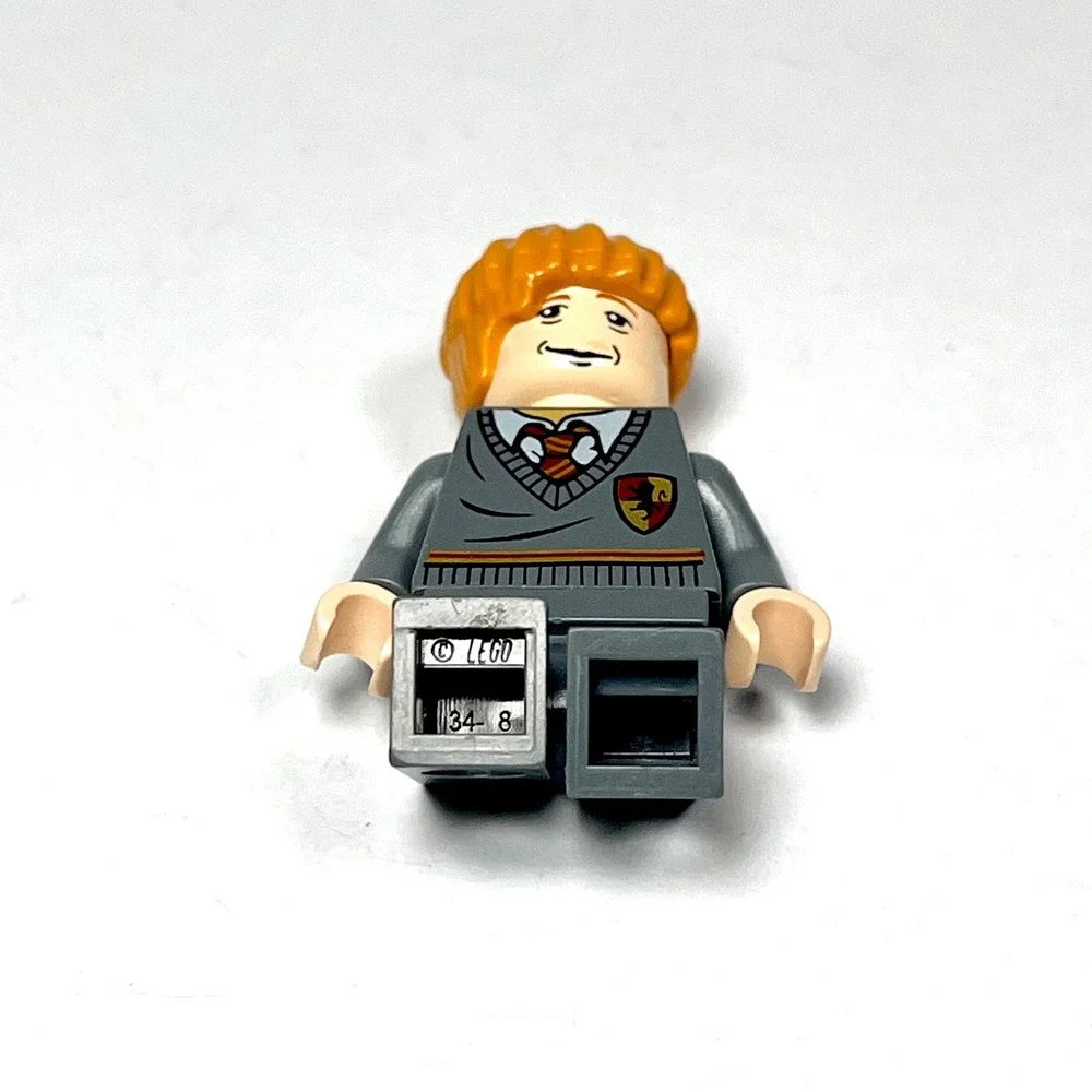LEGO Harry Potter Ron Weasley Minifigure hp273 Gryffindor Sweater Cracked Arm